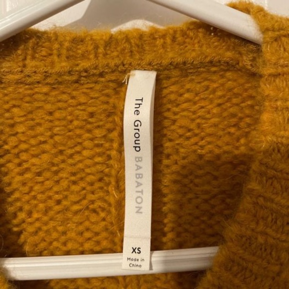 Aritzia-The Group by Babaton Knit Sweater - Picture 4 of 4